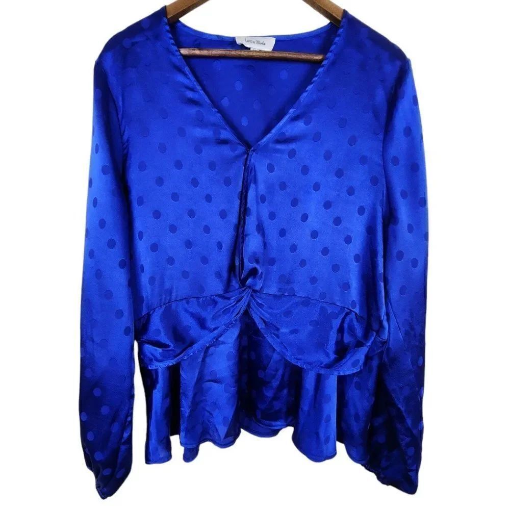 Lea And Viola Women's Electric Blue Long Sleeve
Blouse Size Medium